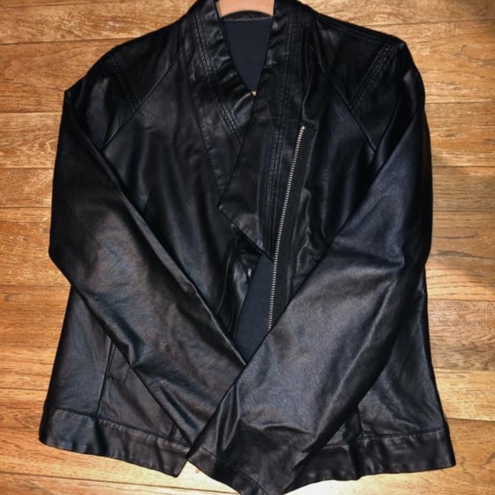 Women’s Size Small Leather Jacket
